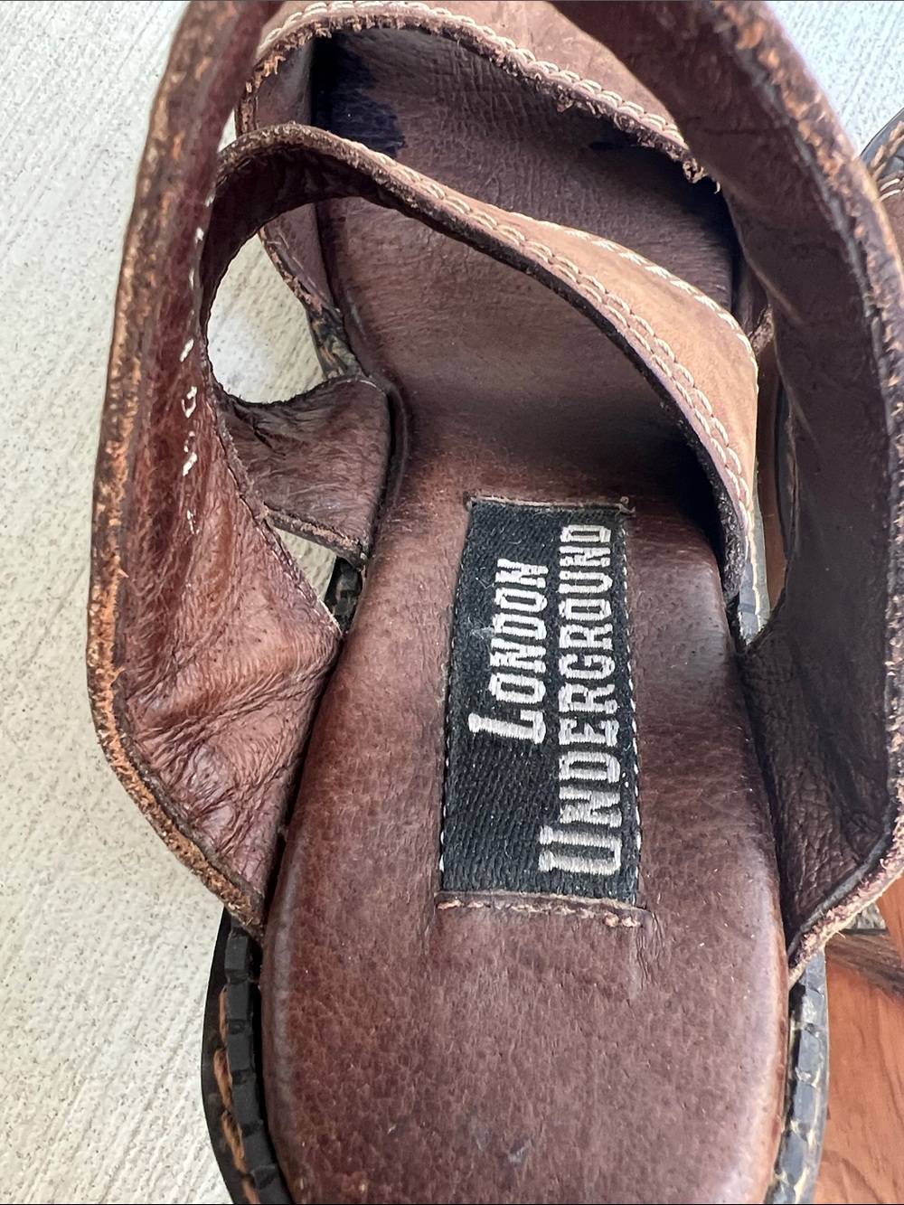 London Underground Y2K Vintage Brown Leather Strappy platform Wooden Sandals - Picture 13 of 13